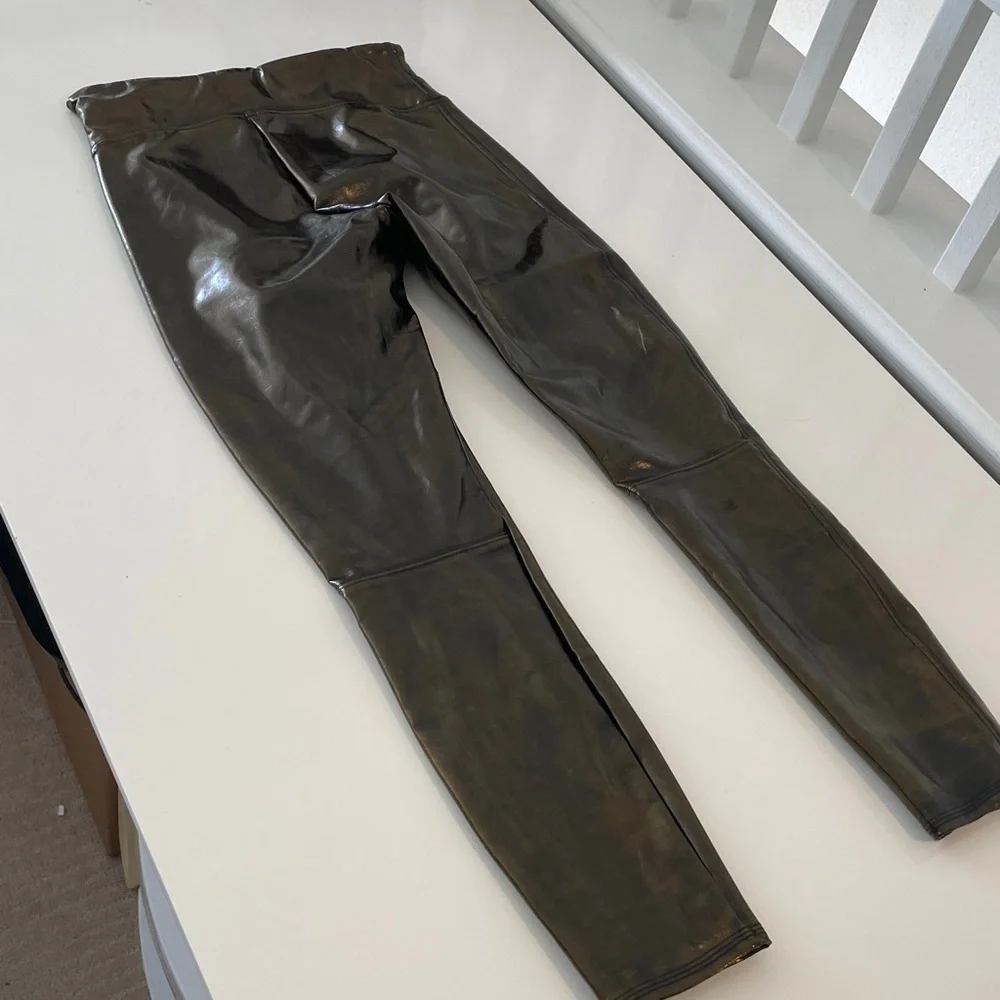 SPANX Faux Patent Leather Shiny Brown Bronze Metallic Leggings Small